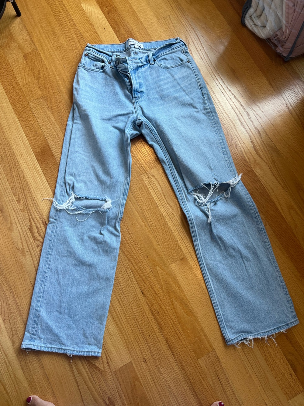 Abercrombie & Fitch Light Blue Distressed Straight Jeans Curve Love 28/6